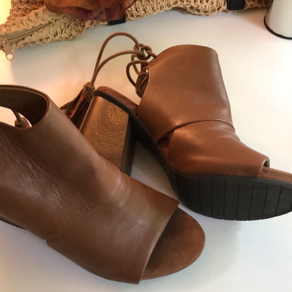 Shoes by Kenneth Cole Reacción. - Picture 7 of 8